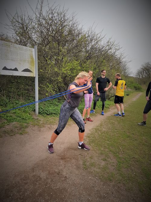 Elastiek training op Kijkduin Den Haag.jpg